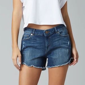 DL1961 Karlie Short Boyfriend 3.5" - Bluegrass - Size 27